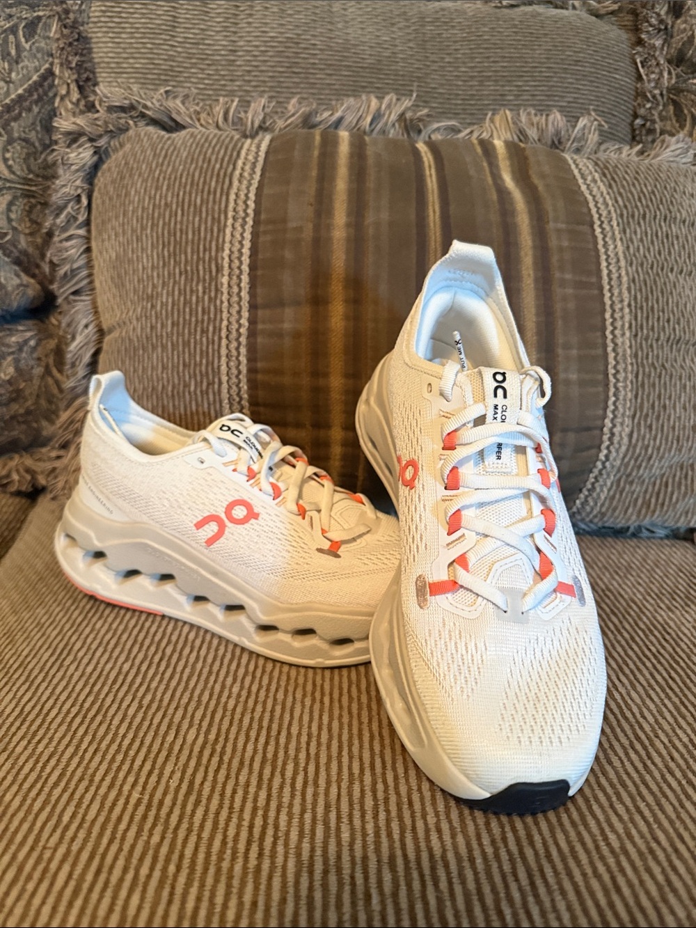 Ladies On Cloudsufer Max. Sz 7.5. LNC